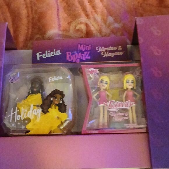 BRATZ  Doll Set with Accessories - Picture 4 of 4
